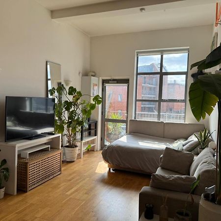 Cosy Private Room With Shared Bathroom Facilities Londres Exterior foto